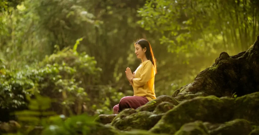 Mindfulness Meditation Retreats: A Journey to Inner Peace and Self-Discovery 4 Mindfulness Meditation Retreats: A Journey to Inner Peace and Self-Discovery