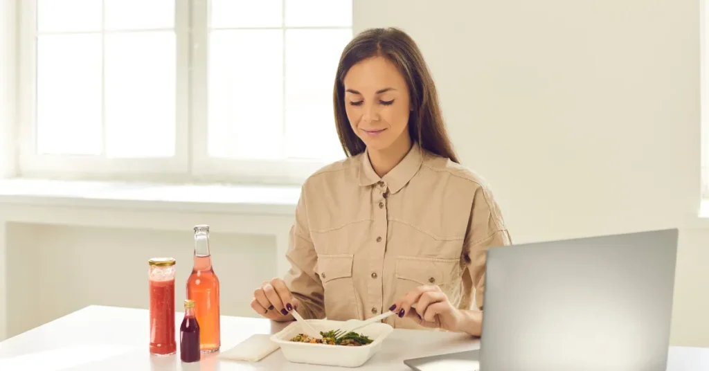 Healthy Salad Recipes for Lunch: Fresh, Nutritious, and Delicious Ideas 6 Healthy Salad Recipes for Lunch at Work